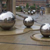 Edelstahl-Kugelbrunnen